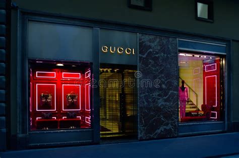 gucci the mall florence|negozio gucci firenze.